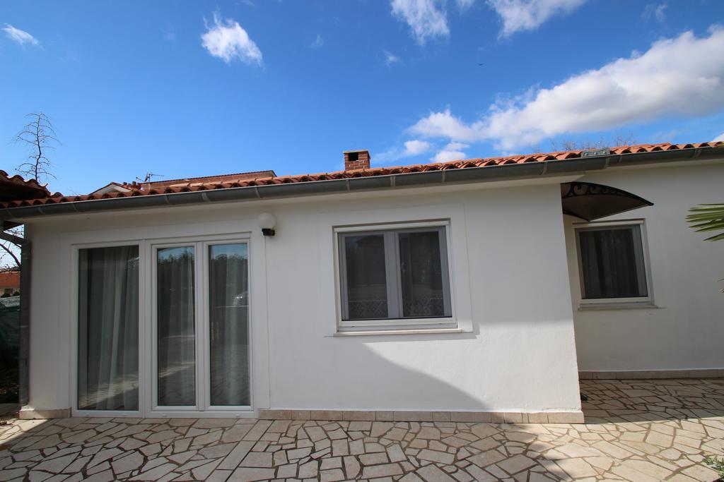 Cukon Holiday Home Medulin Exterior photo