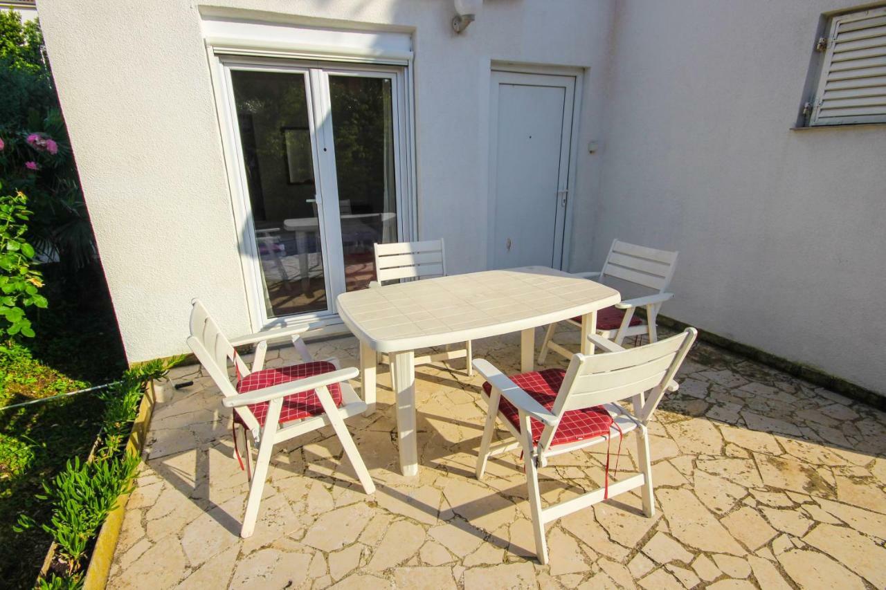 Cukon Holiday Home Medulin Exterior photo